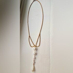 Elegant Gold Chain Necklace with Pearl Pendant